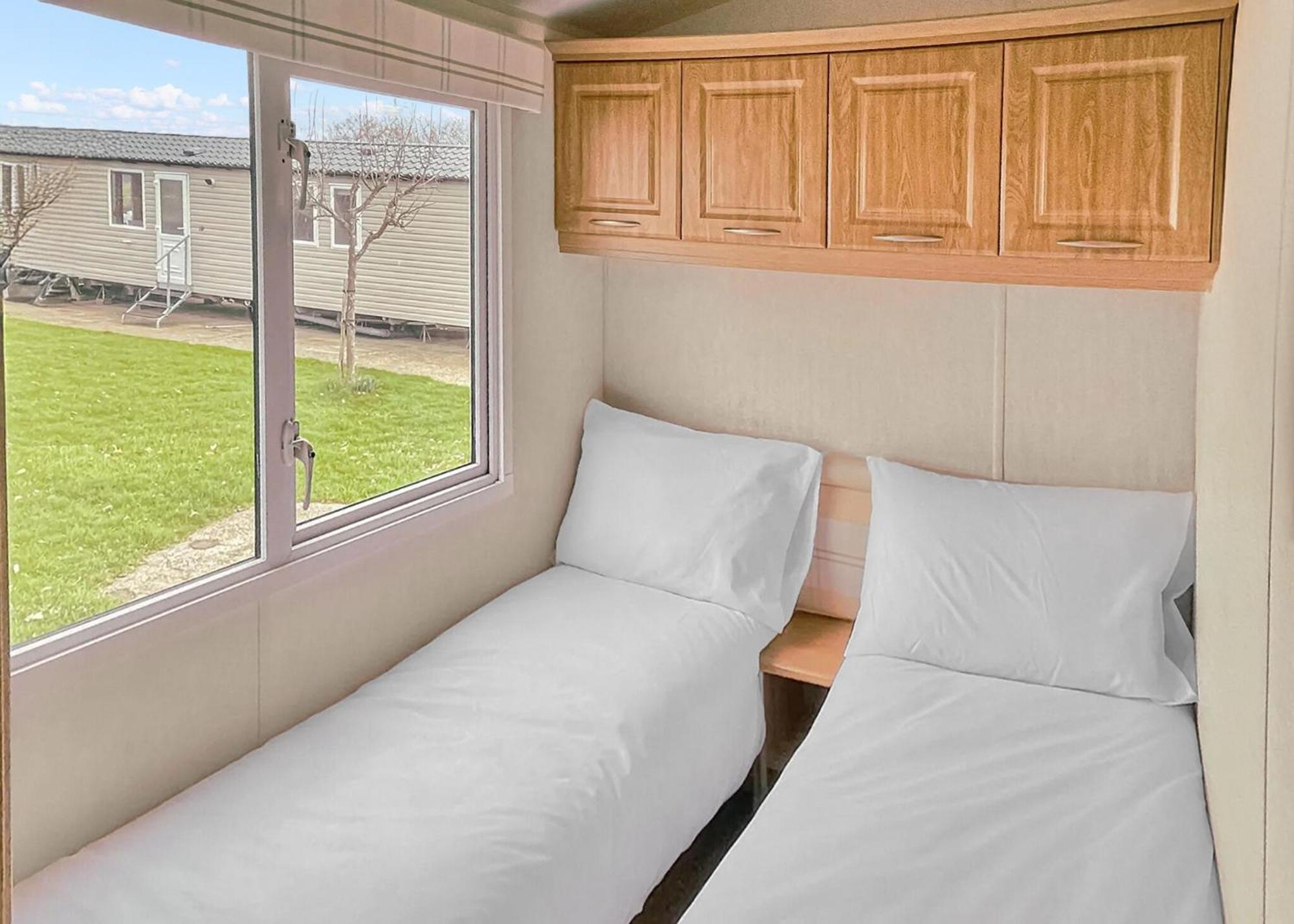 Orchards Holiday Park Newbridge  Номер фото