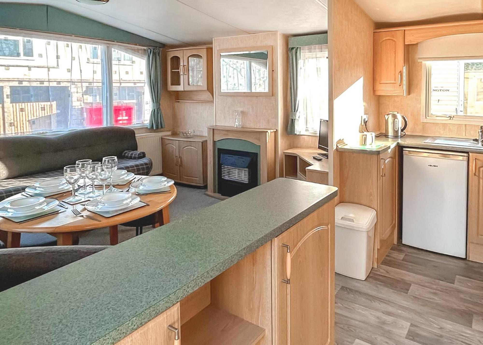Orchards Holiday Park Newbridge  Экстерьер фото